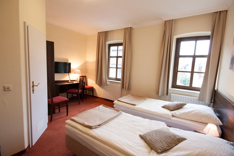 Linde Restaurant & Hotel Nußloch Kültér fotó