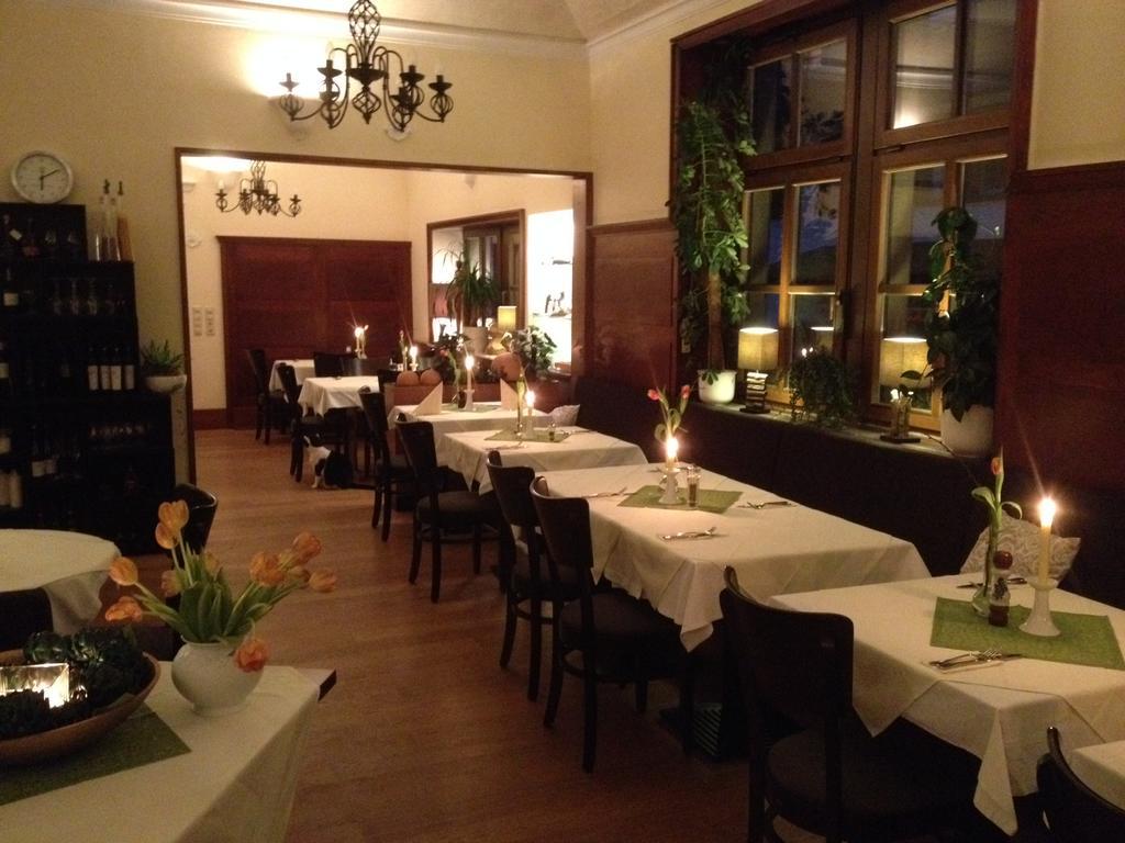 Linde Restaurant & Hotel Nußloch Kültér fotó