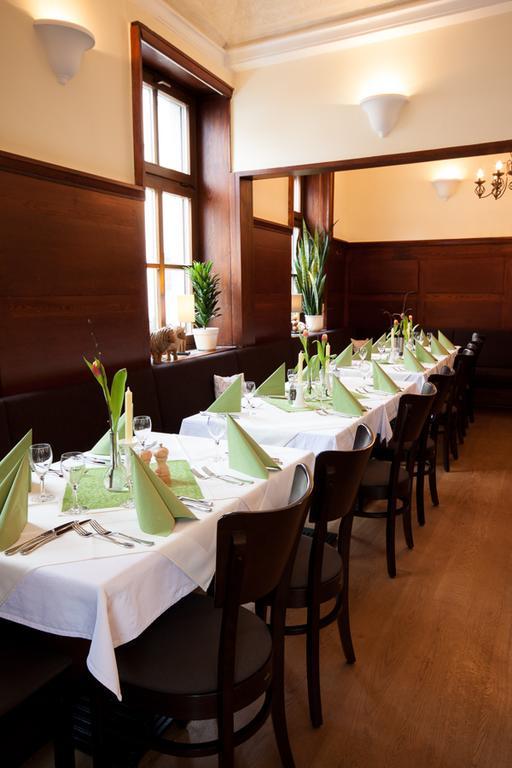 Linde Restaurant & Hotel Nußloch Kültér fotó